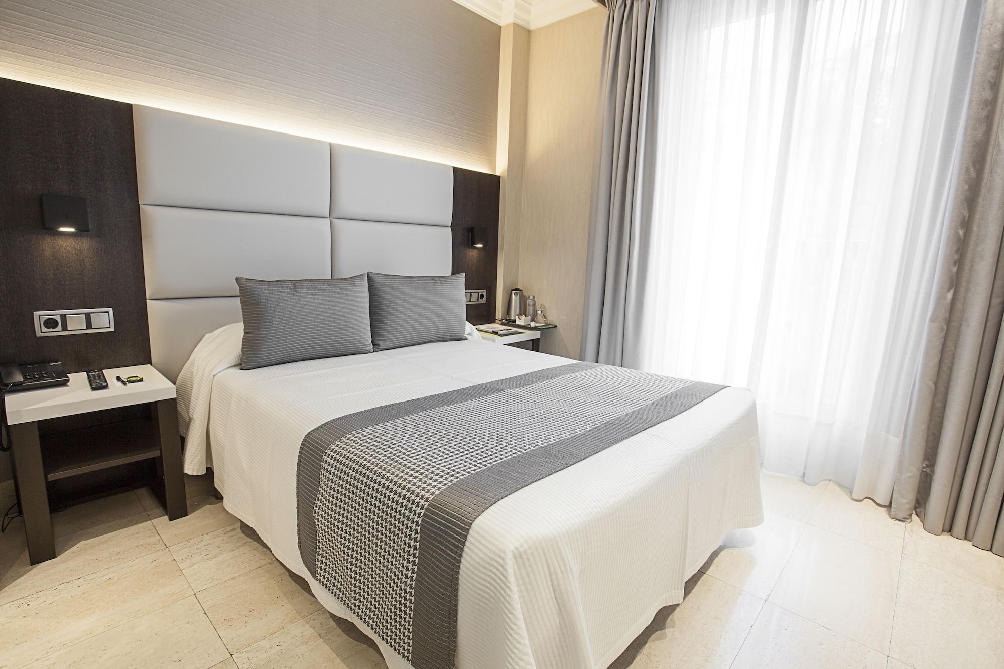 Habitus Hotel Europa Памплона Экстерьер фото