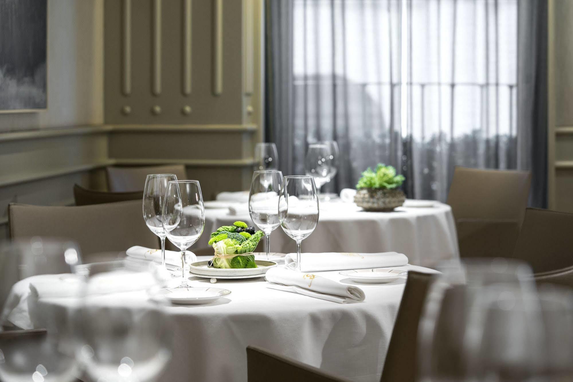 Habitus Hotel Europa Памплона Экстерьер фото